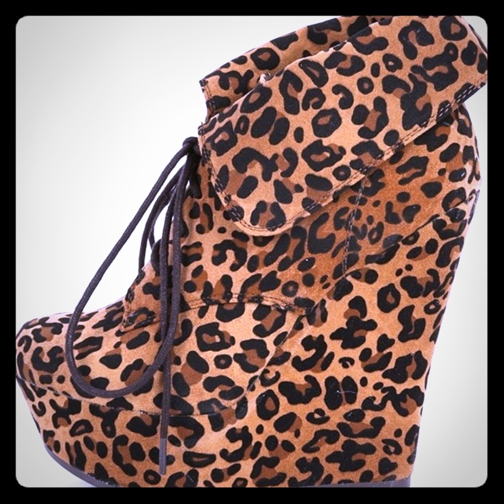Breckelles Cheetah Wedge Boots